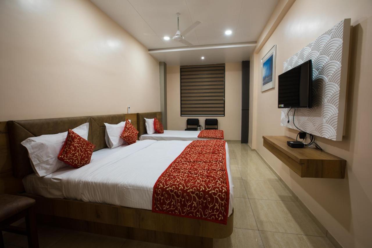 Hotel Balaji Palace Porbandar Dış mekan fotoğraf